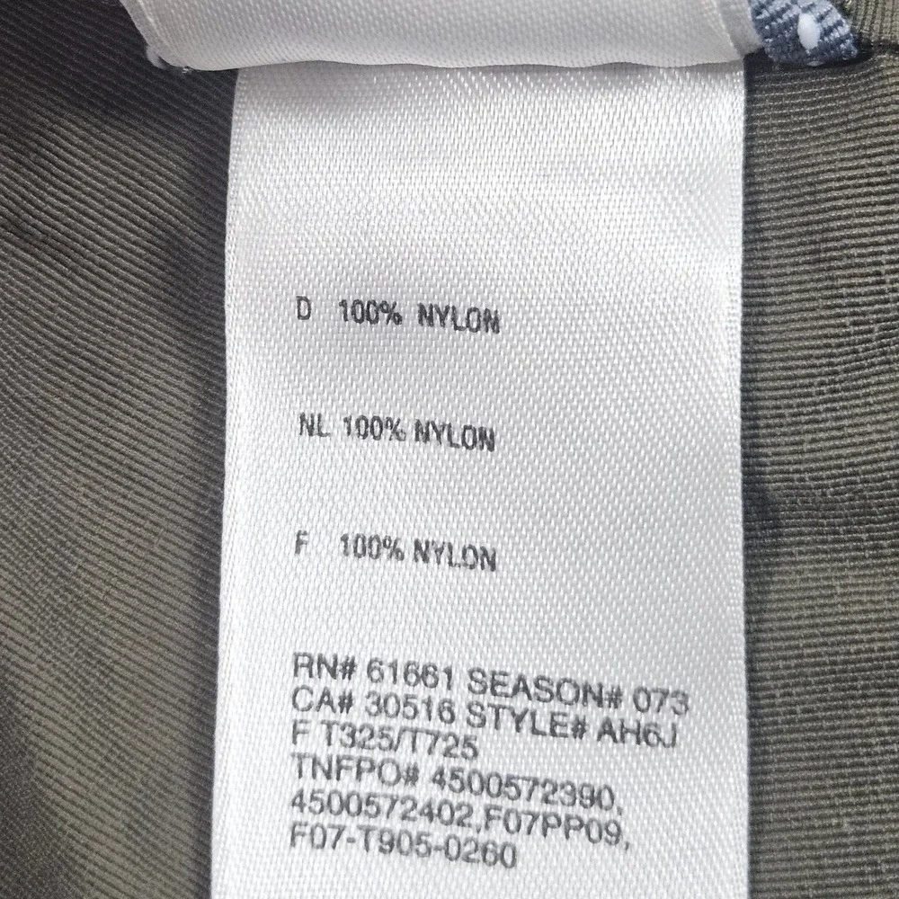 The North‎ Face Hiking Pants Mens 40 Short Green Straight Leg Outdoor Gorpcore